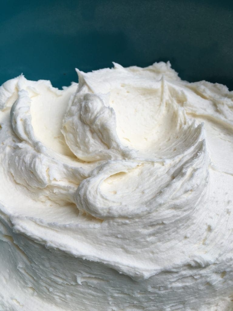 Fluffy Vanilla Frosting (Ermine Frosting)